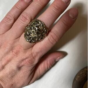 Gold-tone Chunky Statement Cocktail Ring Size 7.5-8